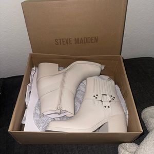 Steve Madden Boots NEW